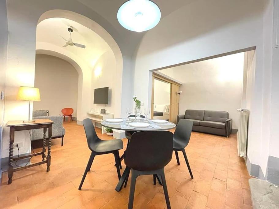 La Casa Di Ugo-A Due Passi Dal Duomo Florença Exterior foto